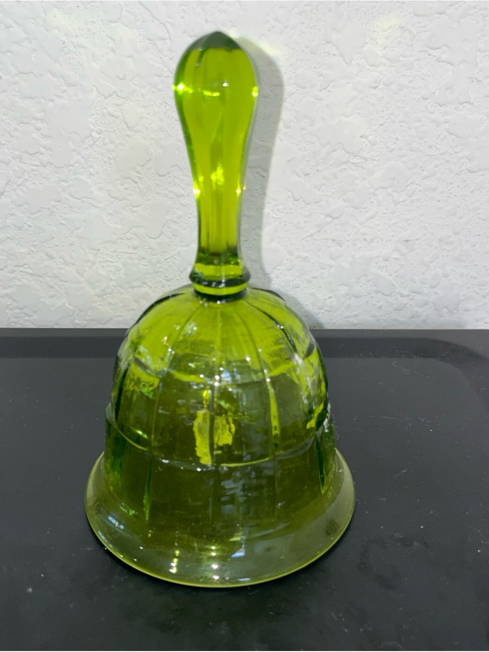 VTG  Mid Century Modern Viking Glass Bell Bright Like Green Paneled 5.5”